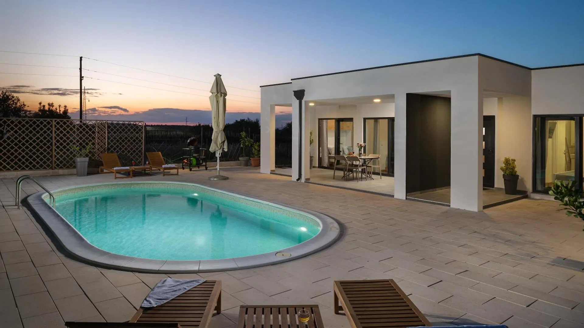 Villa Akadia Holiday Kuca Za Odmor Sa Bazenom Zadar Croatia