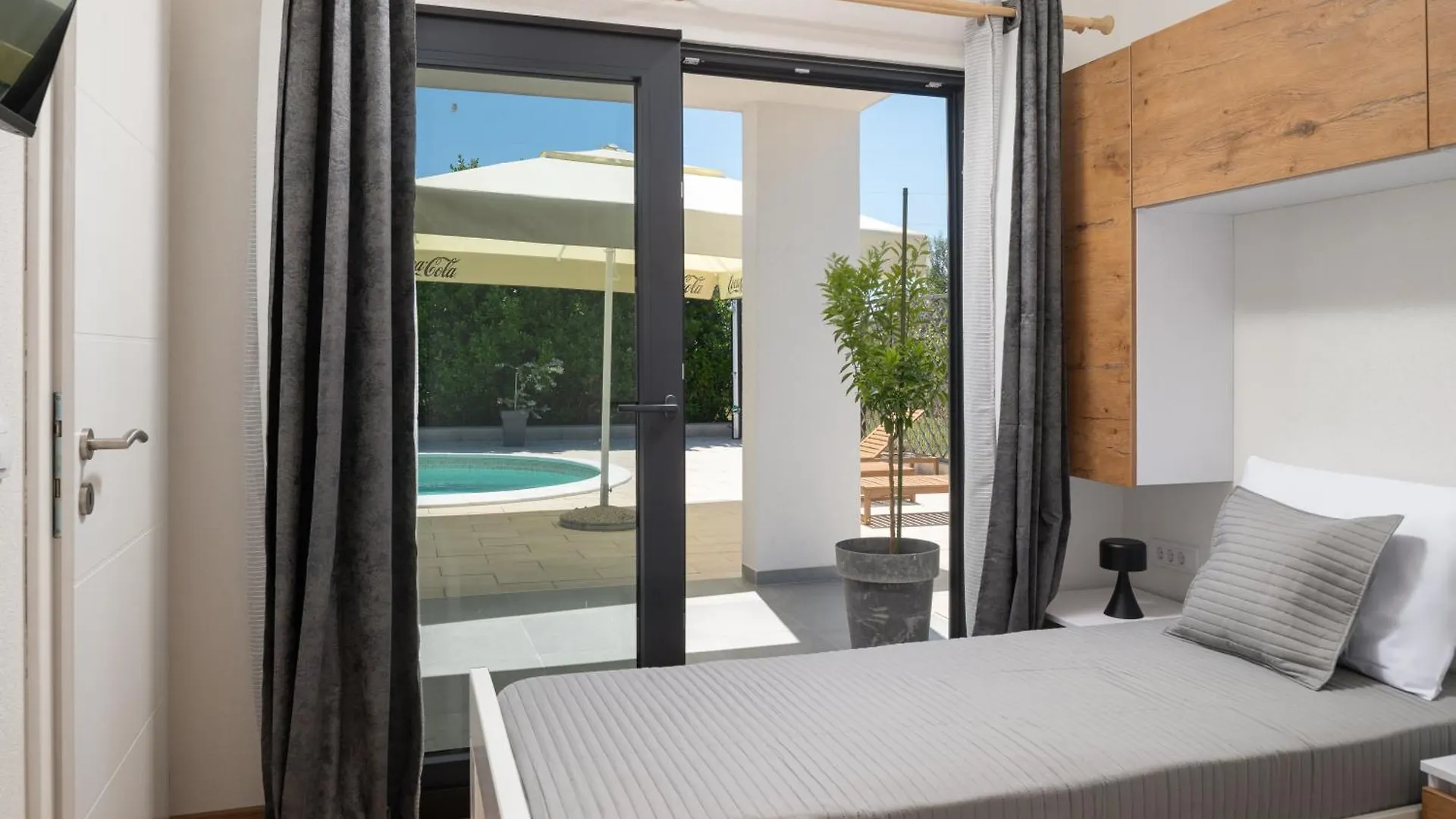 Akadia Holiday Kuca Za Odmor Sa Bazenom Zadar 0*,